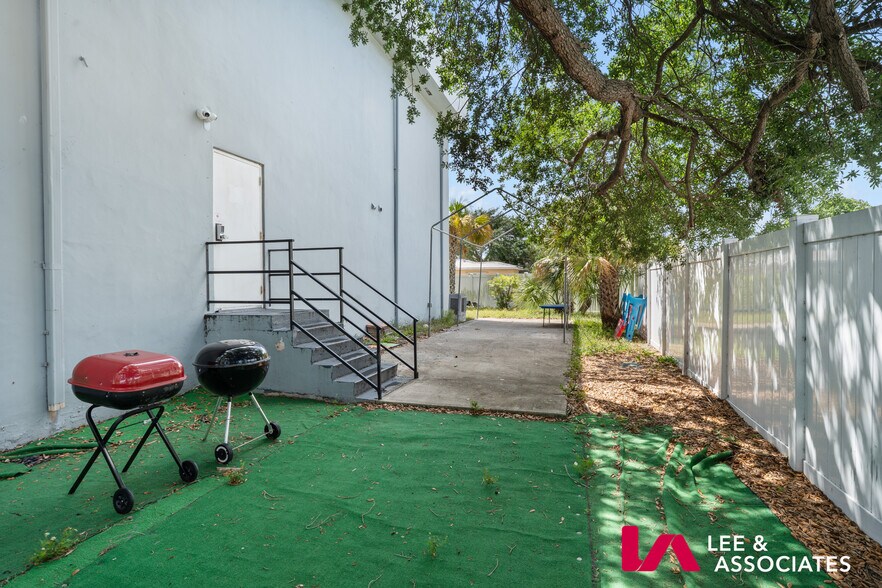More Photos Of 2751 Van Buren St, Hollywood Schools For Sale