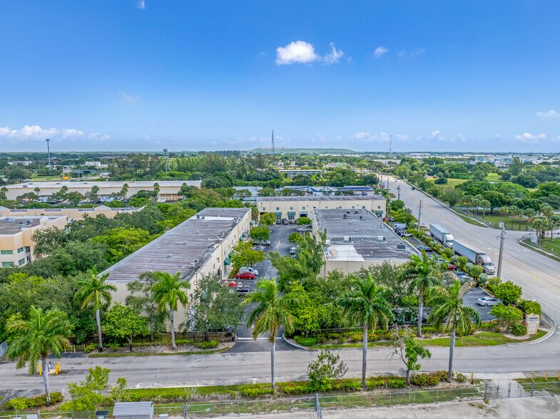 More Photos Of 1091 NW 31st Ave, Pompano Beach Warehouse For Lease