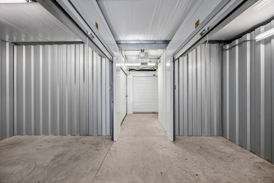 More Photos Of 500 W Manning St, Chattanooga Self Storage For Sale