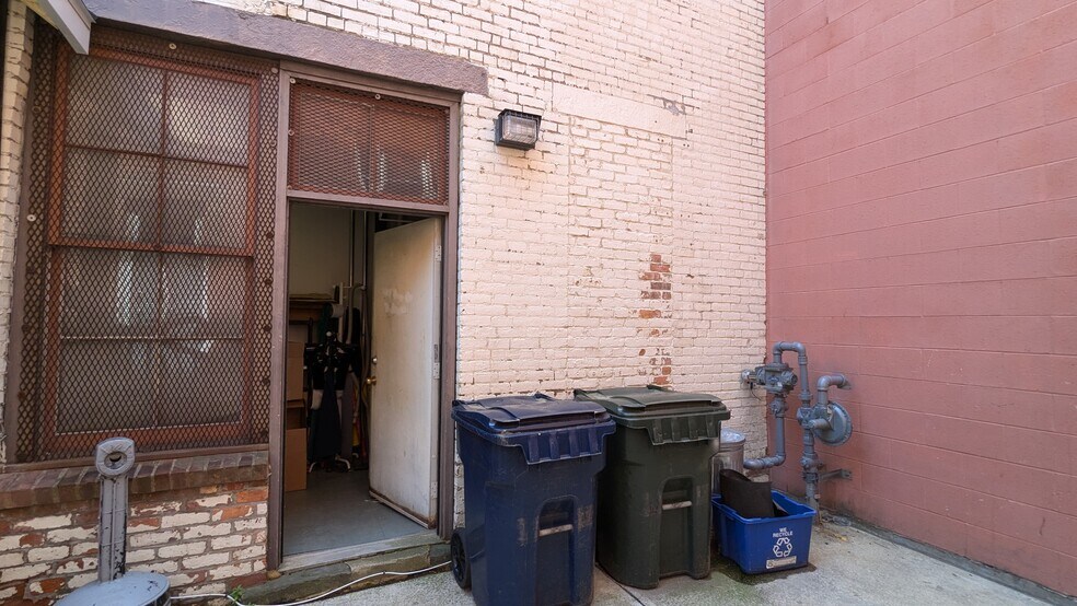 More Photos Of 47, 53-55 Congress Street, Troy General Retail For Sale