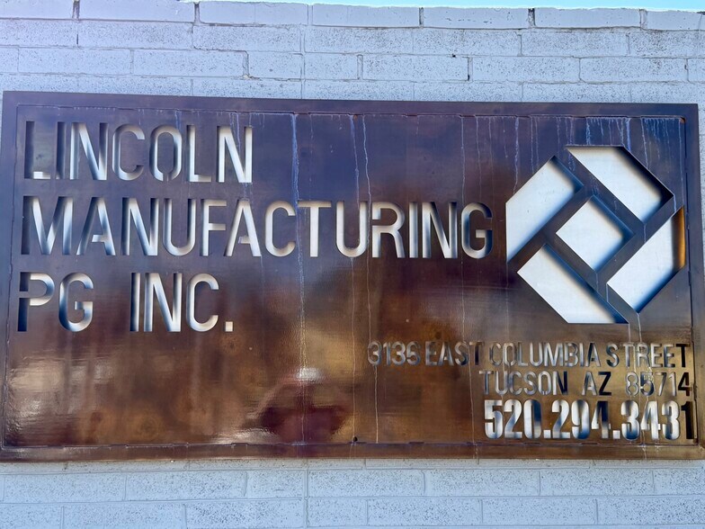 More Photos Of 3122-3144 E Columbia St, Tucson Research And Development For Sale