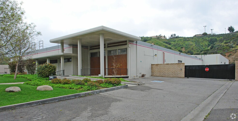 More Photos Of 25562 Avenue Stanford, Valencia Manufacturing For Lease