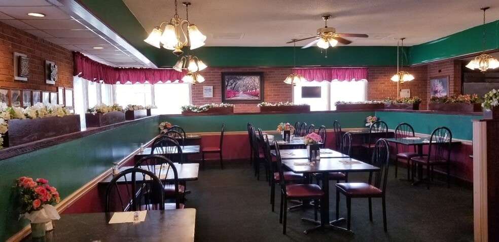 More Photos Of 1102 W Spring St, Monroe Restaurant For Sale