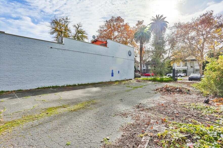 More Photos Of 1517 E St, Sacramento Land For Sale