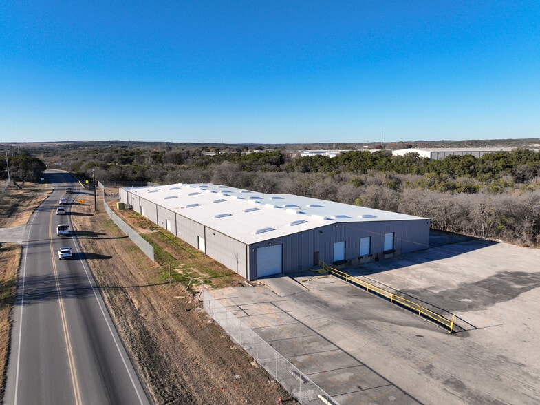 More Photos Of 7951 E Evans Rd, San Antonio Warehouse For Lease