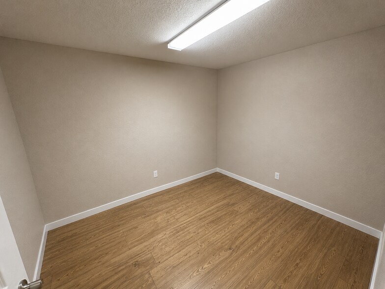 More Photos Of 2401 Destiny Way, Odessa Warehouse For Sale