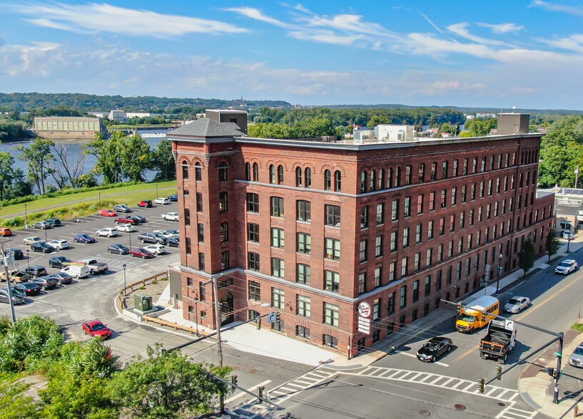 More Photos Of 701 River St, Troy Apartments For Lease