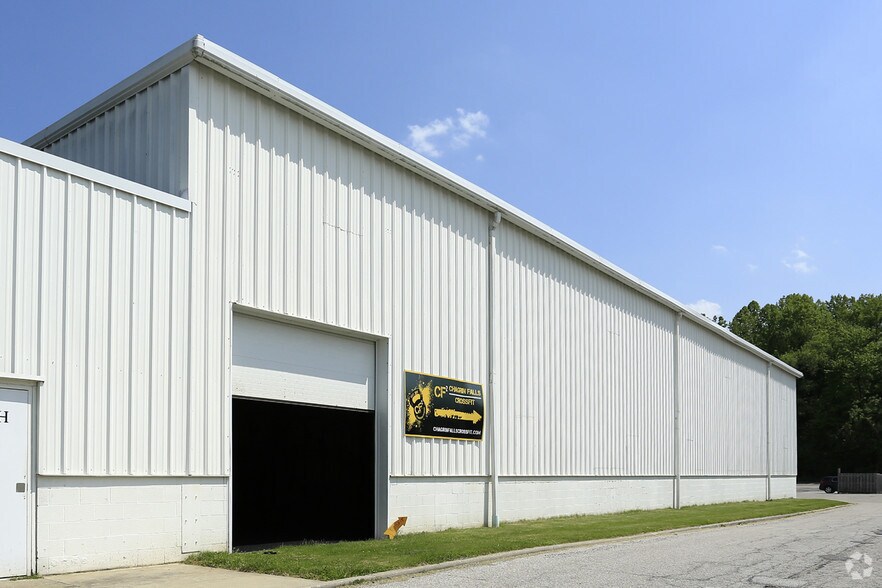 More Photos Of 524 E Washington St, Chagrin Falls Warehouse For Lease