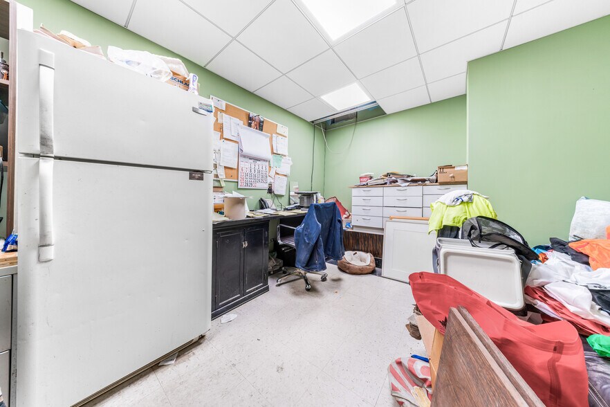 More Photos Of 57-09 59th st, Queens Apartments For Lease