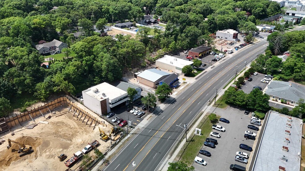 More Photos Of 1038 West Jericho Tpke, Smithtown Office For Sale