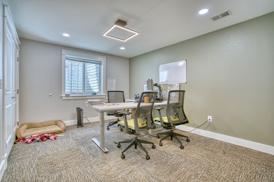 More Photos Of 660 Briggs St, Erie Coworking Space