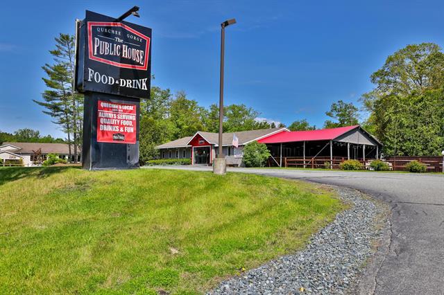 More Photos Of 20 Public Way, Quechee Restaurant For Sale