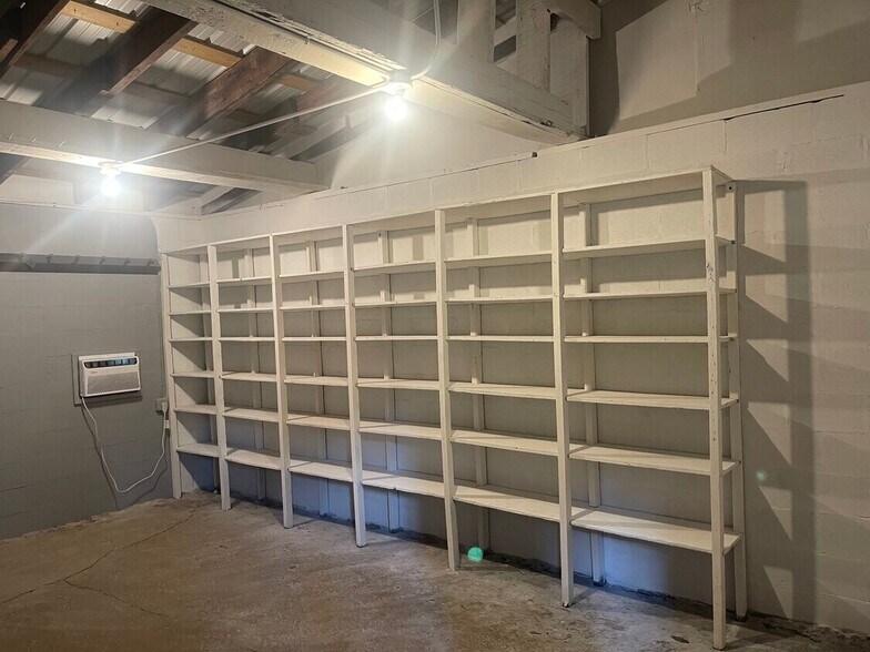 More Photos Of 103 Donald St, Nashville Service For Lease