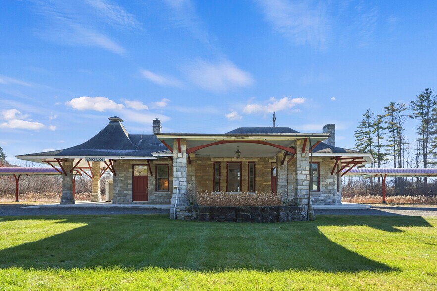 More Photos Of 2 Depot St., Stockbridge Office For Lease