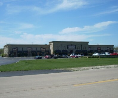 More Photos Of 6001 N 21st St, Ozark Freestanding For Sale