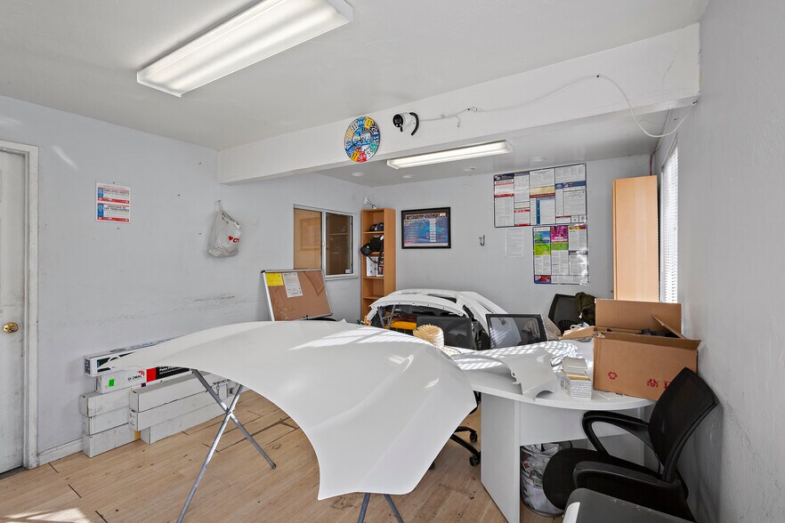 More Photos Of 1856 Almaden Rd, San Jose Service For Sale