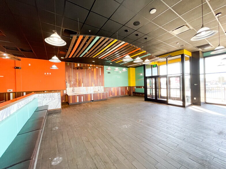 More Photos Of 4410 114th St, Lubbock General Retail For Lease