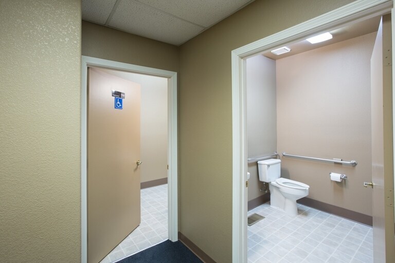 More Photos Of 1215 Plumas St, Yuba City Medical For Lease