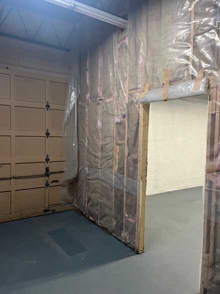 More Photos Of 67 W Main St, Merrimac Warehouse For Lease
