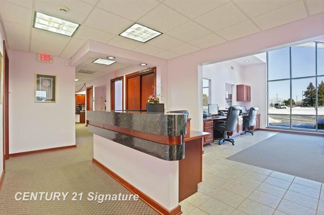 More Photos Of 4757 Mcleod Dr E, Saginaw Medical For Sale