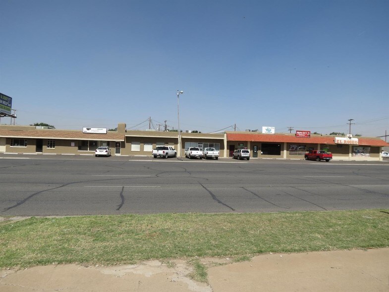 More Photos Of 4802-4816 Avenue Q, Lubbock Freestanding For Sale