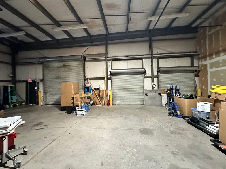 More Photos Of 1385 Weber Industrial Dr, Cumming Distribution For Lease