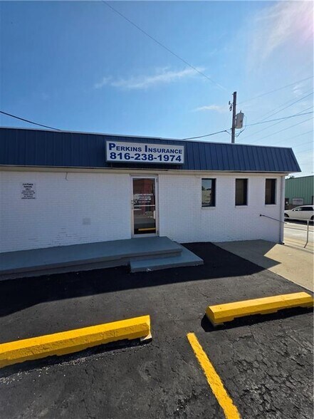 Primary Photo Of 6303 King Hill Ave, Saint Joseph Office For Sale