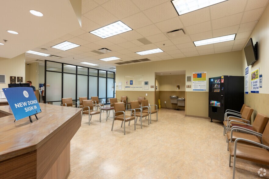 More Photos Of 2727 Franklin Rd SW, Roanoke Medical For Sale