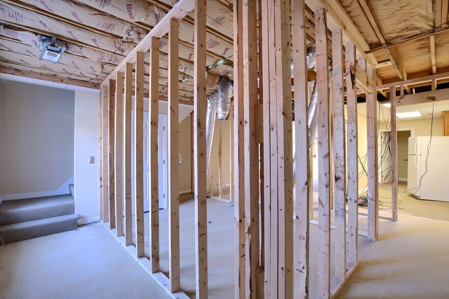 More Photos Of 7188-7196 Chapman Dr, Hayes Office For Sale