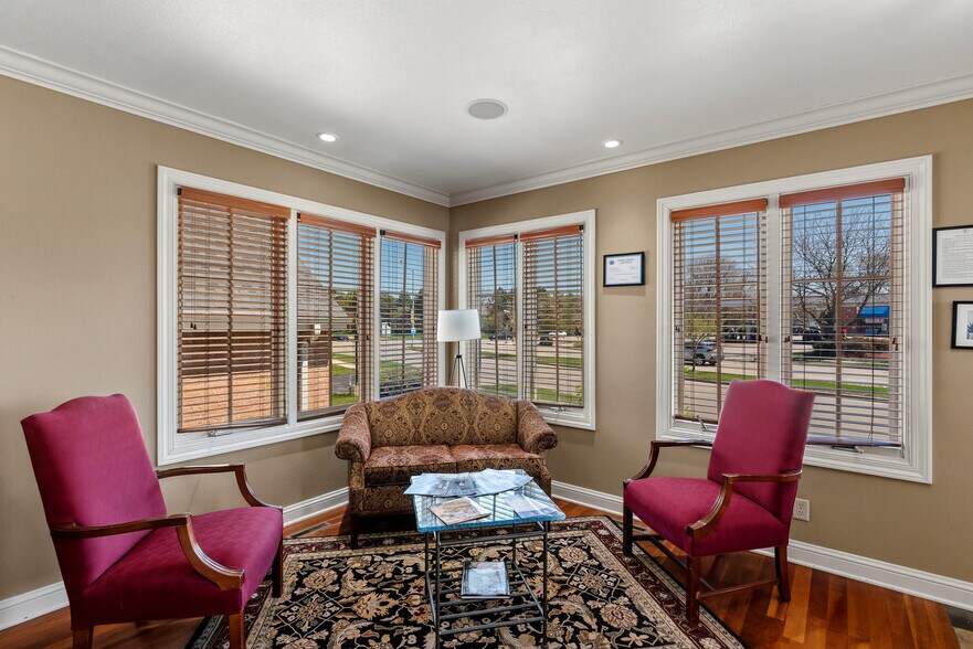 More Photos Of 6165 N Green Bay Ave, Glendale Office For Sale