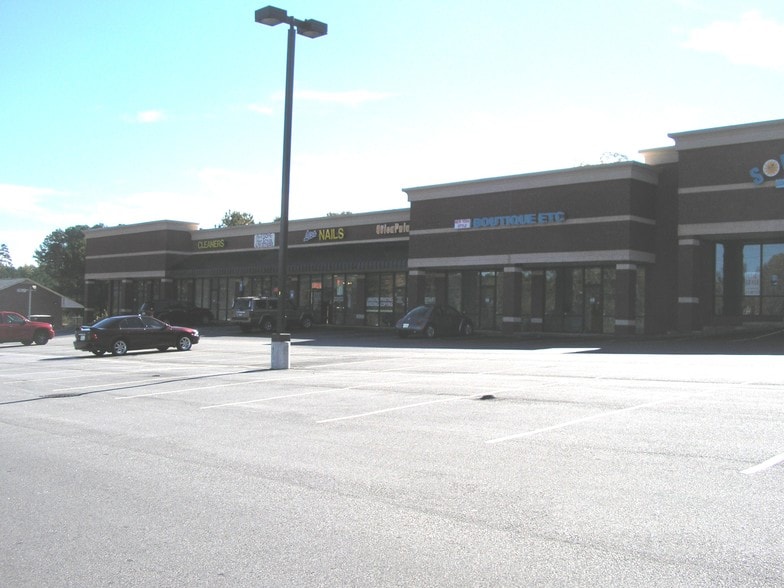 More Photos Of 1648 Atlanta Hwy, Auburn Storefront Retail Office For Lease