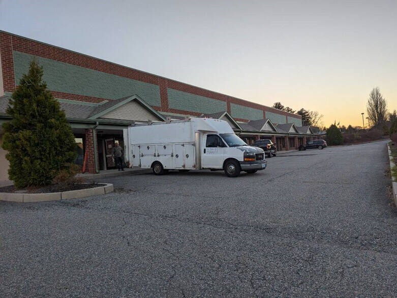 More Photos Of 87 Centre Of New England Blvd, Coventry Industrial For Sale