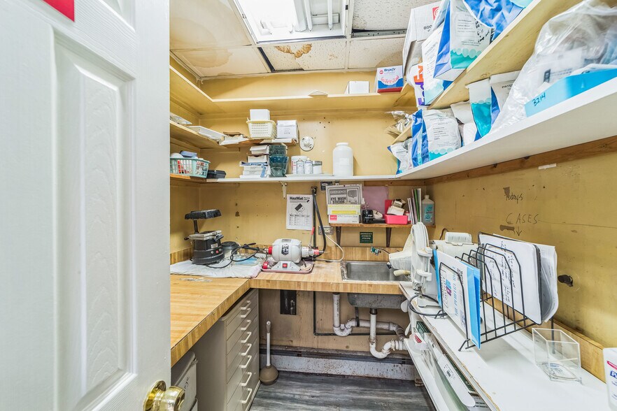 More Photos Of 326 Broad St, Red Bank Medical For Sale