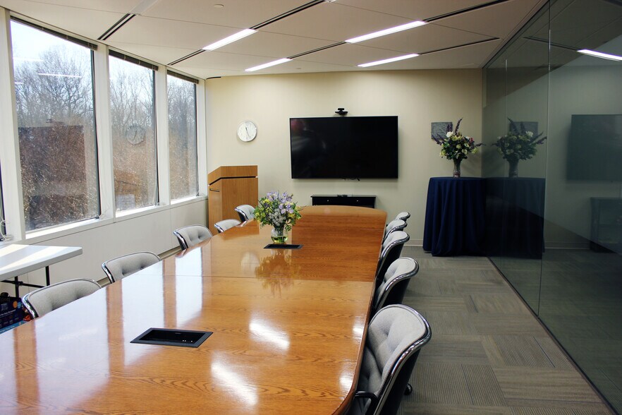 More Photos Of 3225 Gallows Rd, Fairfax Medical For Lease