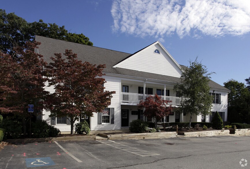 More Photos Of 76 N Bedford St, East Bridgewater Office For Sale