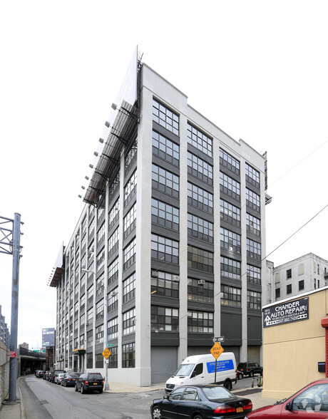 Primary Photo Of 2417 3rd Ave, Bronx Office For Lease