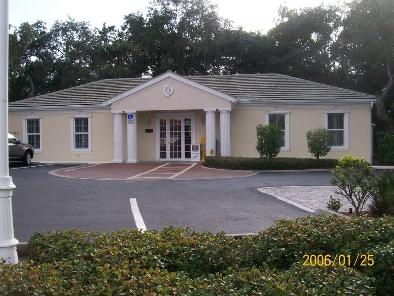 More Photos Of 3192 Fruitville Rd, Sarasota Office For Sale