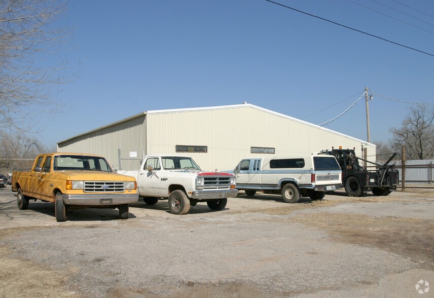 More Photos Of 2827 W Lindley Ave, Oklahoma City Manufacturing For Sale