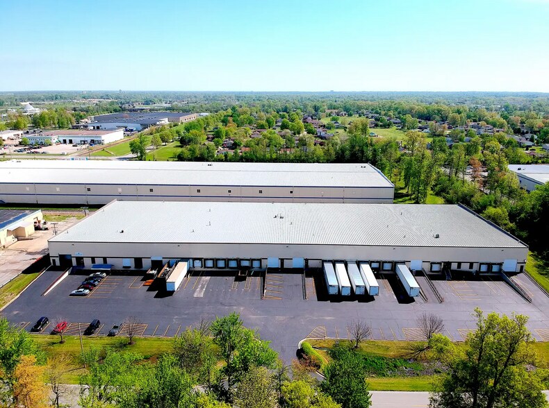 Primary Photo Of 4851-4859 Jennings Ln, Louisville Warehouse For Lease