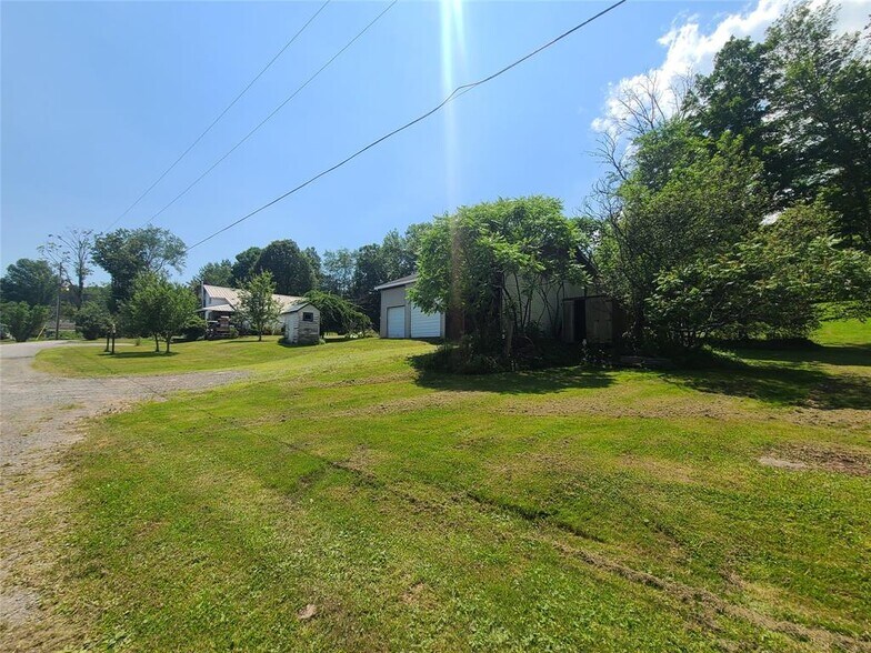 More Photos Of 41 Martin Ln, Mongaup Valley Service For Sale