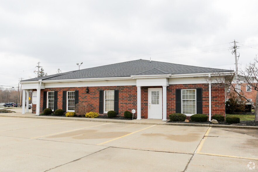 More Photos Of 34820-34840 Chardon Rd, Willoughby Medical For Sale