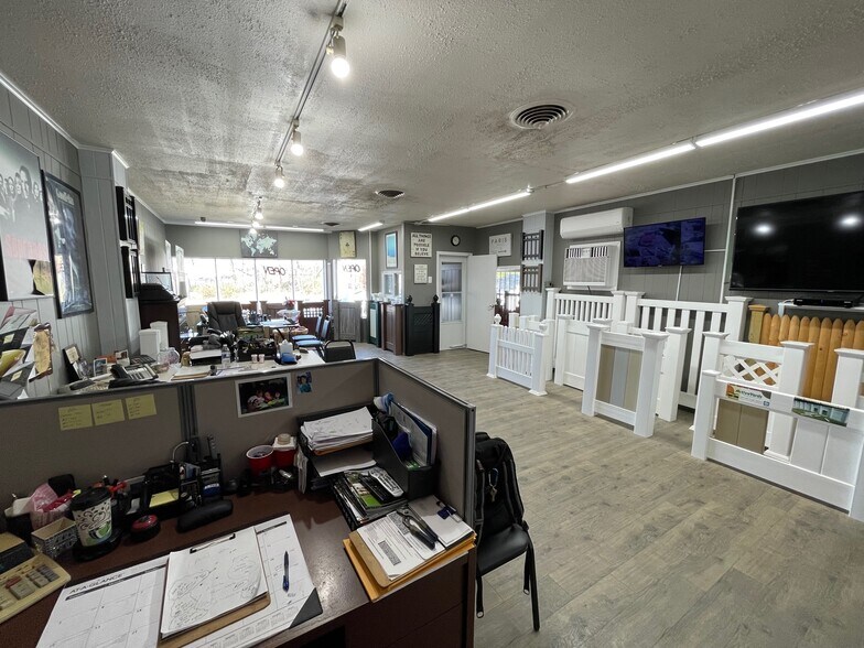 More Photos Of 40 Granny Rd, Farmingville Freestanding For Sale