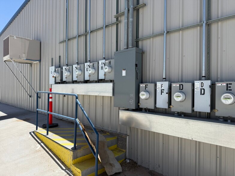 More Photos Of 141 El Chanate Dr, Canutillo Service For Lease