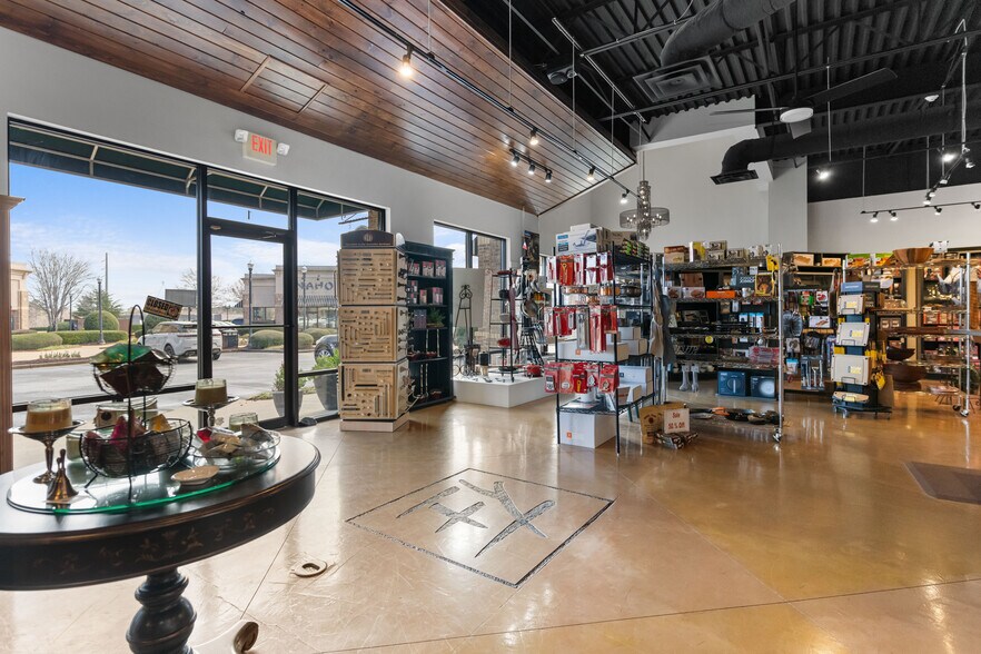 More Photos Of 109 Harmony Crossing, Eatonton Storefront Retail Office For Sale