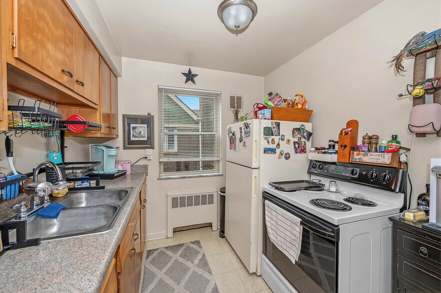 More Photos Of 350 Broadway St, Loveland Apartments For Sale