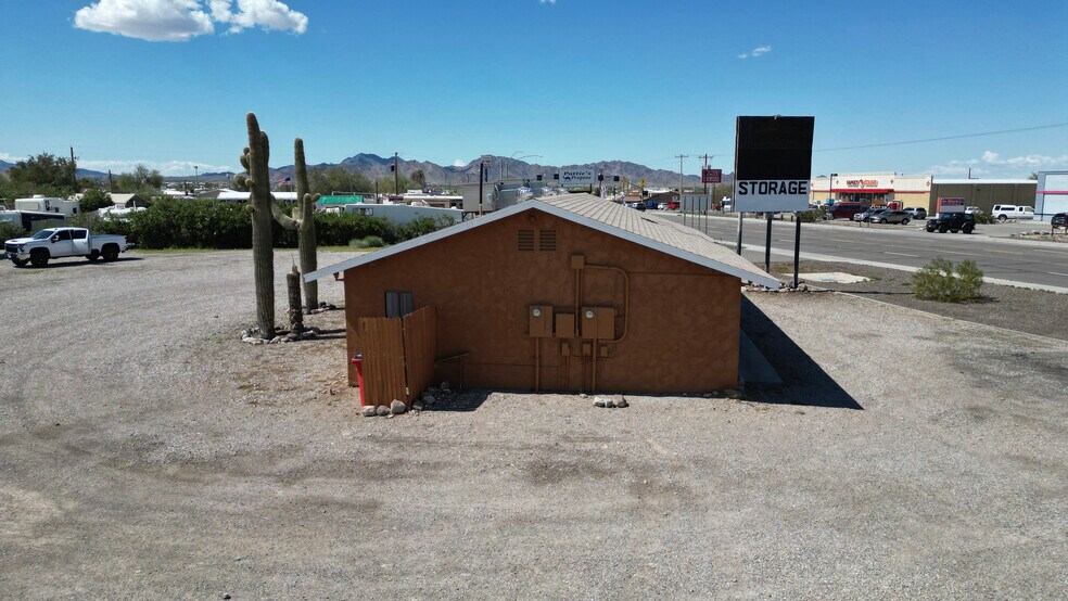 More Photos Of 511 E Main St, Quartzsite Flex For Lease
