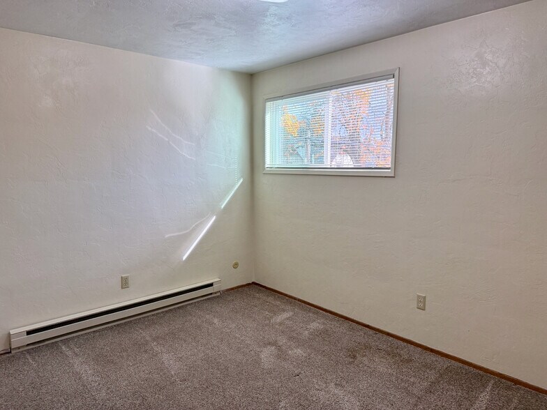 More Photos Of 426 NW 11th St, Corvallis Apartments For Sale