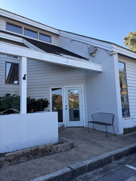 More Photos Of 105 Wappoo Creek Dr, Charleston Medical For Lease