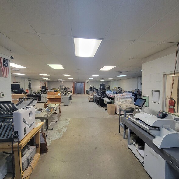 More Photos Of 295 N 4th St, Mcsherrystown Warehouse For Sale