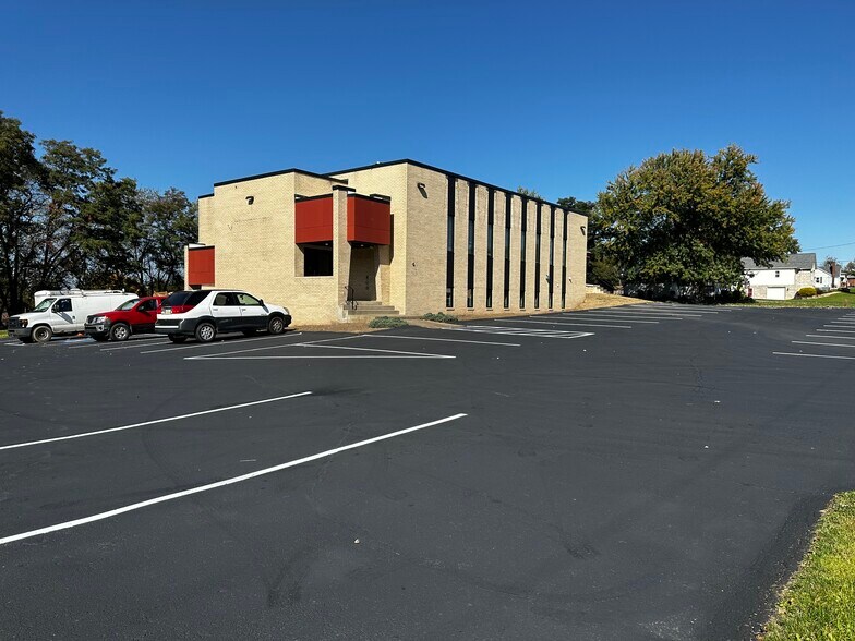 More Photos Of 101 Orchard Dr, Trafford Medical For Lease